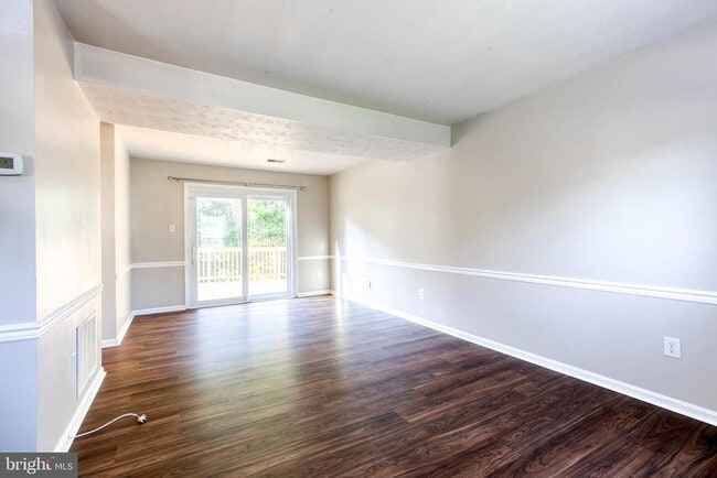 Building Photo - 1610 Brimfield Cir