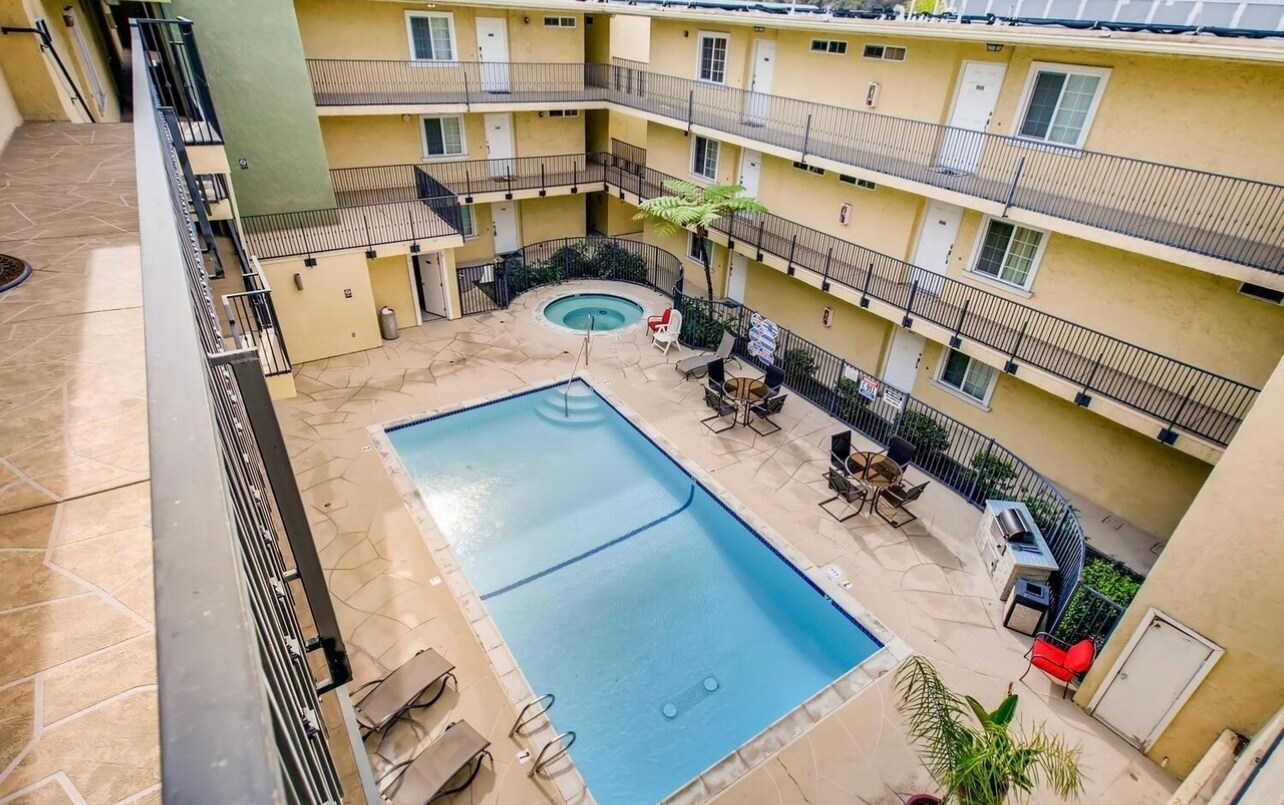 Building Photo - 5055 Collwood Blvd