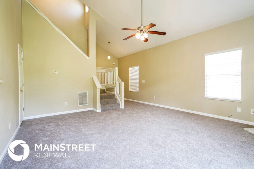 Building Photo - 6354 Klondike River Rd