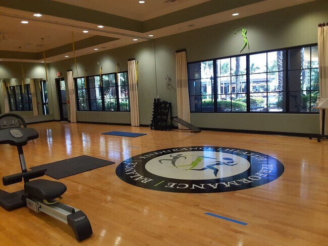 Building Photo - Seasonal/short term turnkey furnished Incredible 2/2 with den ground floor condo in resort Esplan...