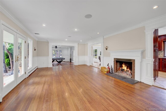 Building Photo - 1719 Cedar Swamp Rd