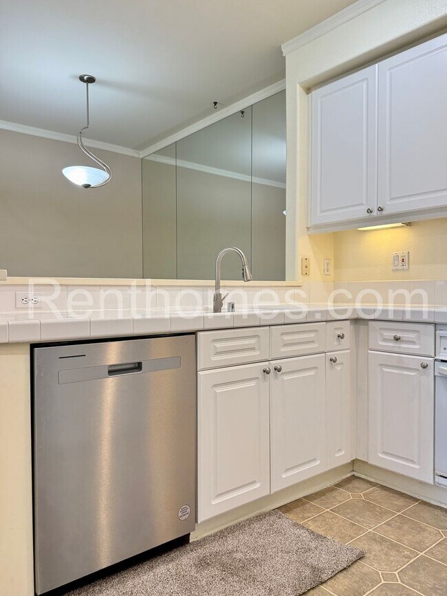 Building Photo - Sabre Springs, 10782 Sabre Hill Drive #271 - All appliances included! Within driving distance to 15!