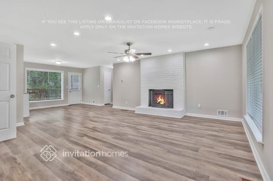 Building Photo - 3809 Butternut Dr