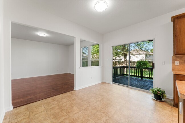 Building Photo - 235 Doncaster