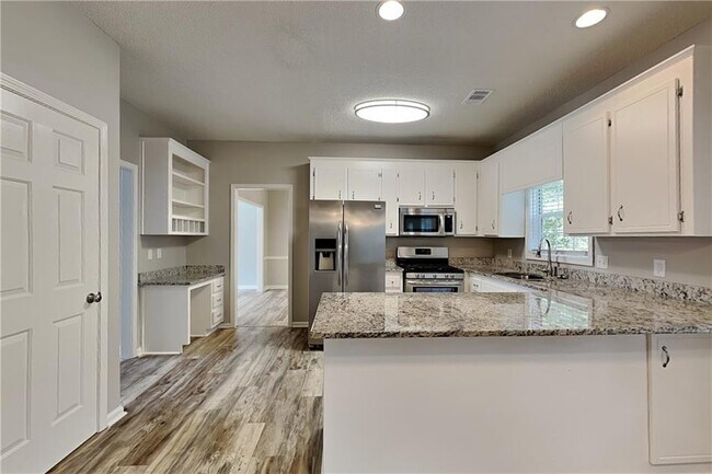 Building Photo - 302 Wind Ship Ct