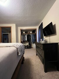 Building Photo - Hoff - 14