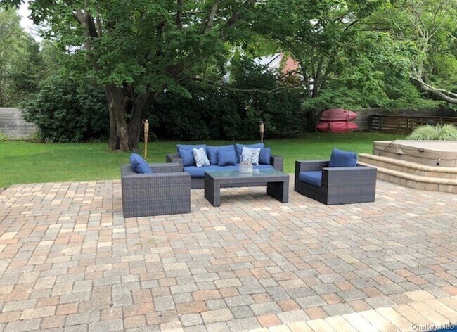 Building Photo - 9 Old Mill Ln