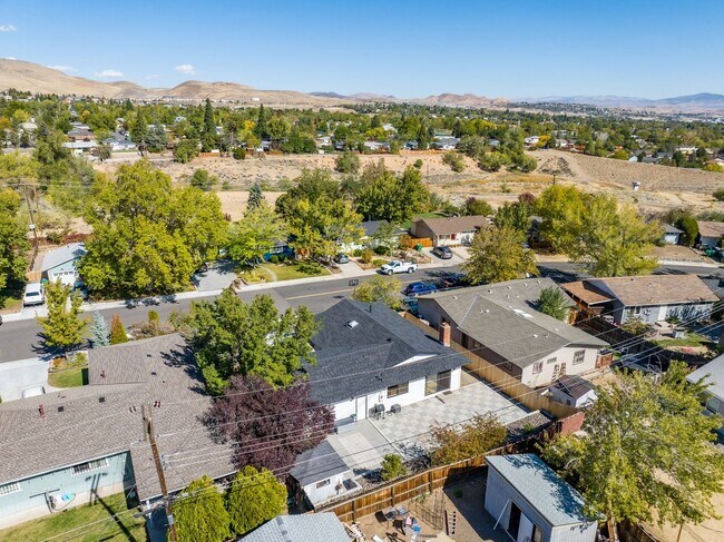 Building Photo - 1175 Akard Dr