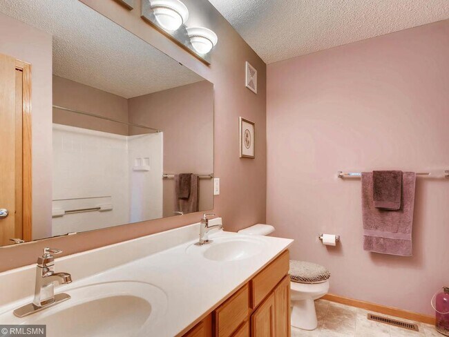 Building Photo - 14249 Banyan Ln