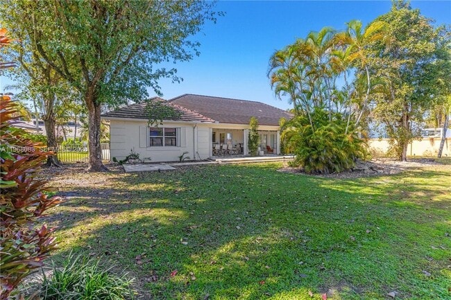 Building Photo - 5253 NW 94th Doral Pl