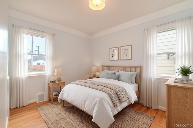 Building Photo - 1206 Bauman Ave