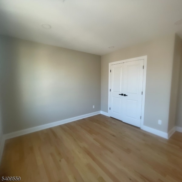 Building Photo - 1297 Avy St