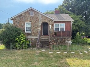 Building Photo - 1821 Remount Rd