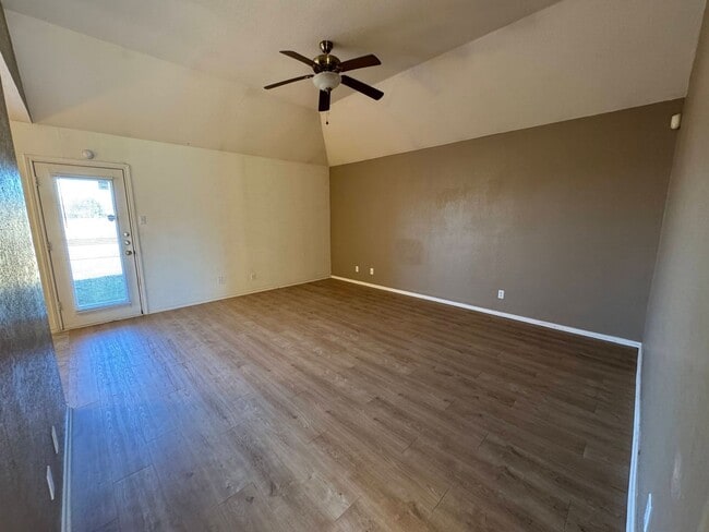 Building Photo - 3411 Warfield Dr