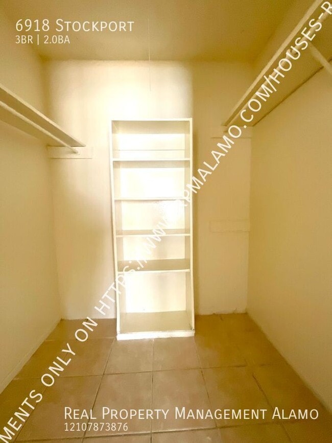 Building Photo - 6918 Stockport-