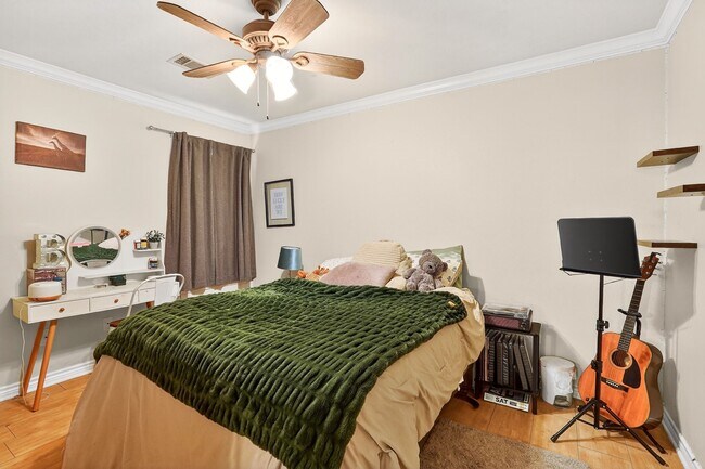 Building Photo - 1308 Roanoke Ct