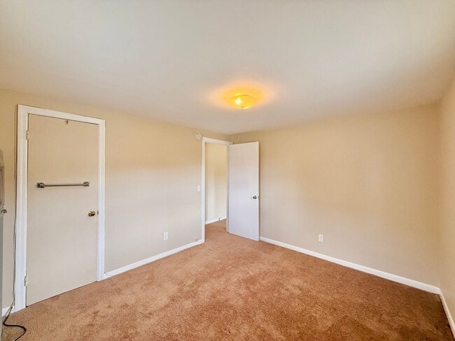 Building Photo - Welcome Home!