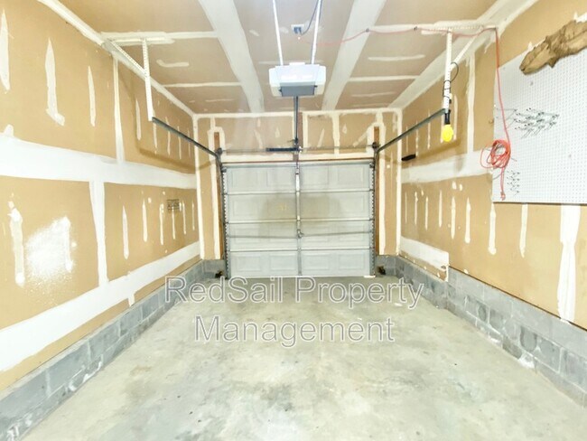 Building Photo - 100 Zinfandel Rd