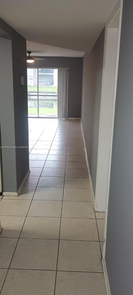 Building Photo - 8040 N Colony Cir