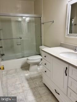 Building Photo - 9926 Great Oaks Way