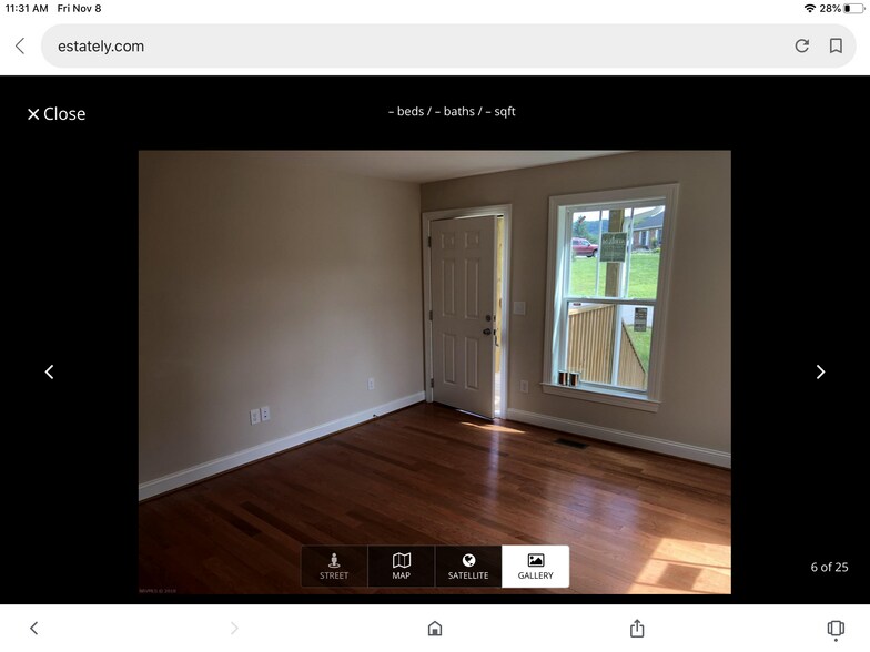 Building Photo - 1466 Sandy Cir