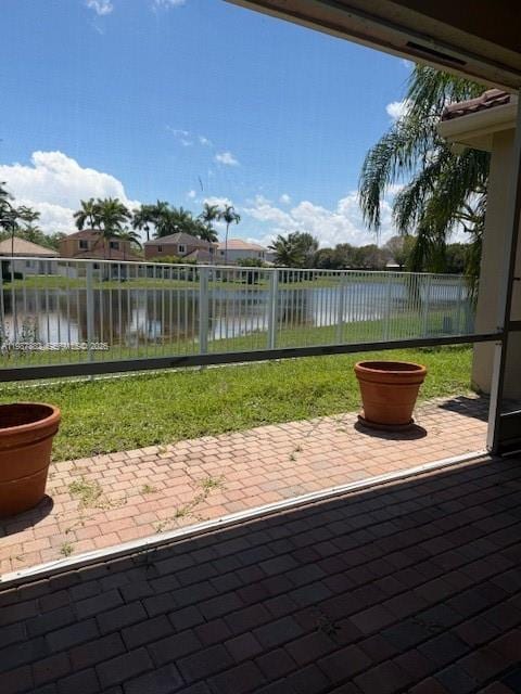 Building Photo - 513 Live Oak Ln