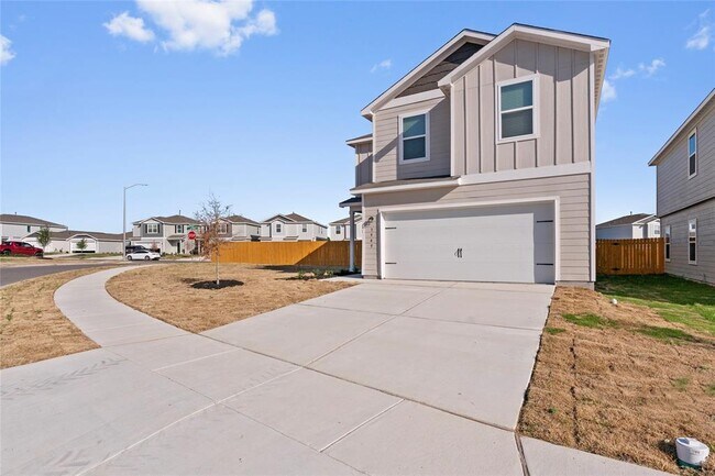 Building Photo - 3949 Prairie Crk