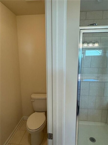 Building Photo - 136 Paulownia Cir