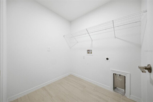 Building Photo - 2509 Victorious Fls Ave