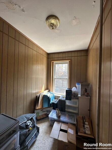 Building Photo - 10 Strathmore Rd