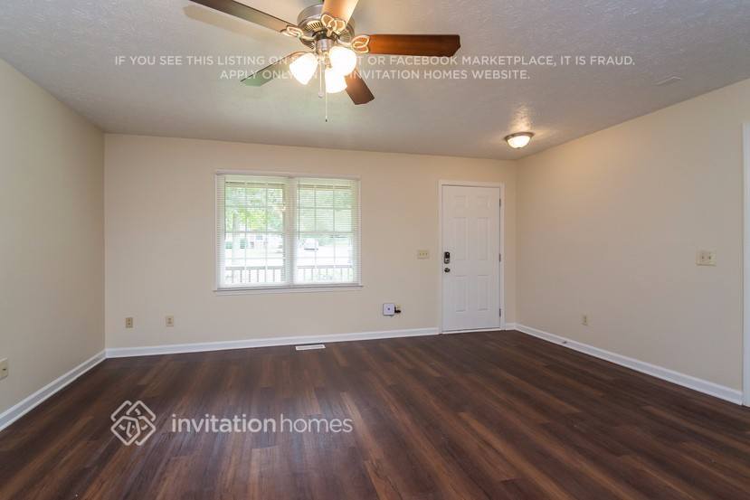 Building Photo - 322 Dillon Dr