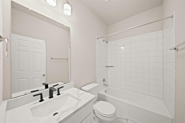 Building Photo - 2643 Westward Hl Dr