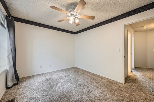 Building Photo - 961 Tampico Ct