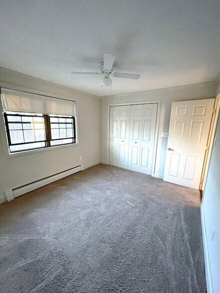 Building Photo - 8 Kenmar Dr