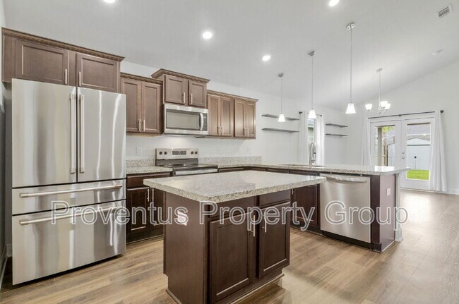 Building Photo - 2419 Privet Berry Dr