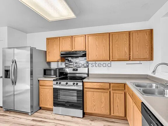 Kitchen - 224 Capistrano Dr