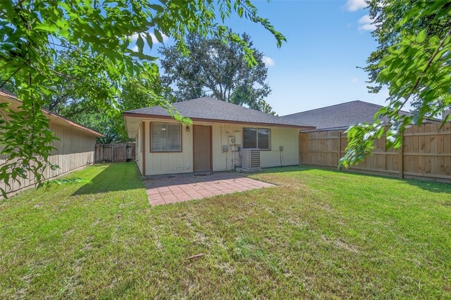 Building Photo - 23227 Prairie Bird Dr