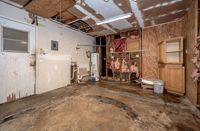 Building Photo - Charming 3-Bed, 2-Bath Home in Pascagoula – Great Location!