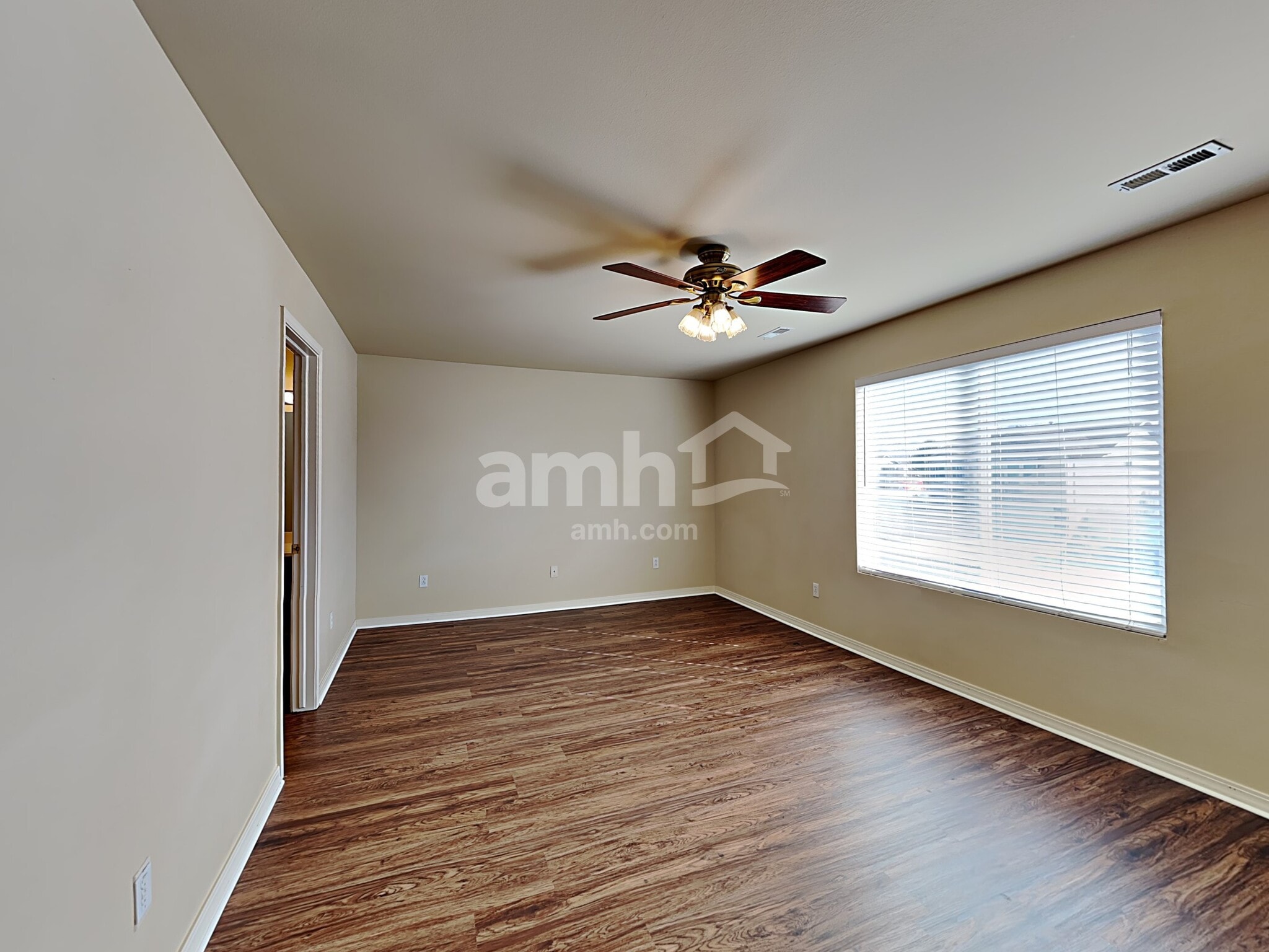 Building Photo - 832 S 1660 W