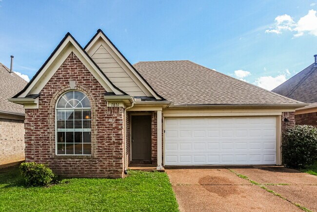 Building Photo - 7851 Fallstone Rd
