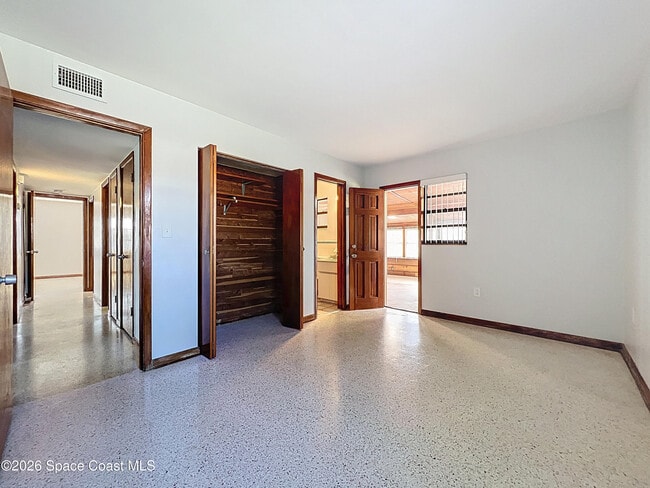 Building Photo - 260 Sabal Ave