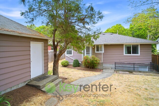 Building Photo - 8835 35th Ave SW