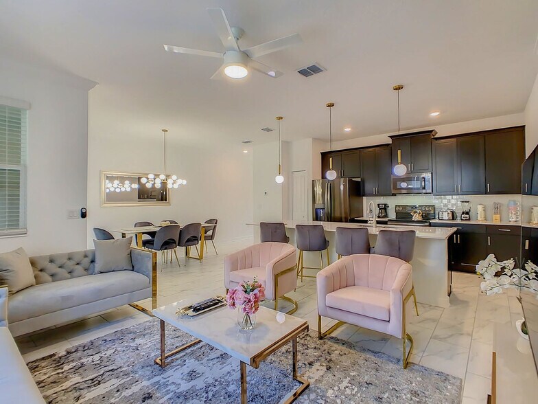 Building Photo - 3000 Protagonist St