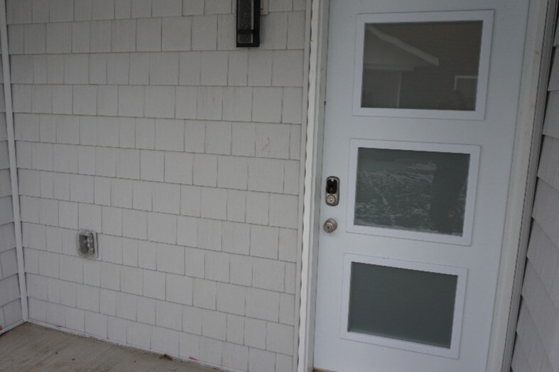 Front entrance - 3811 Stacy Dr