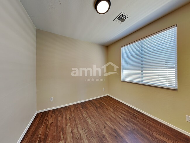 Building Photo - 10297 W Los Gatos Dr
