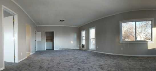 Building Photo - Looking for a home or an office space...Come take a look!!