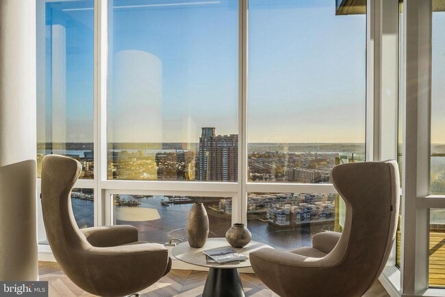 Building Photo - 300 International Drive