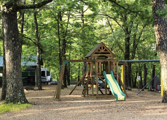 Building Photo - 5558 State Highway 265