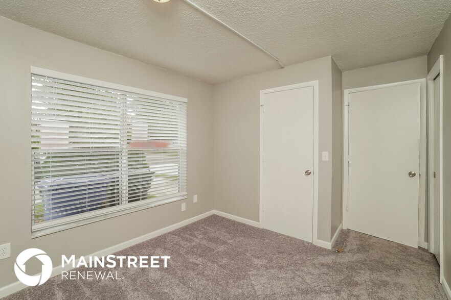 Building Photo - 14206 Village Terrace Dr