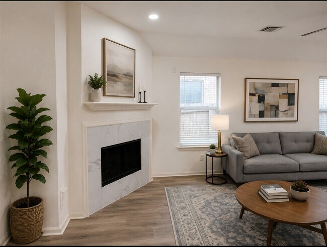 Building Photo - 7922 Thorncroft Manor Ln